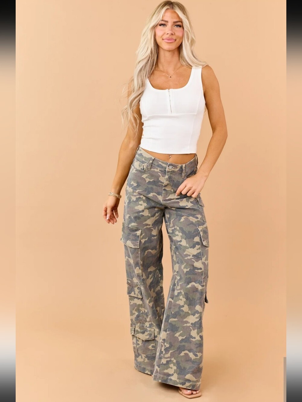 Hidden Premium Army Green Camo Wide Cargo Jeans Size 28 NWOT - Picture 5 of 11